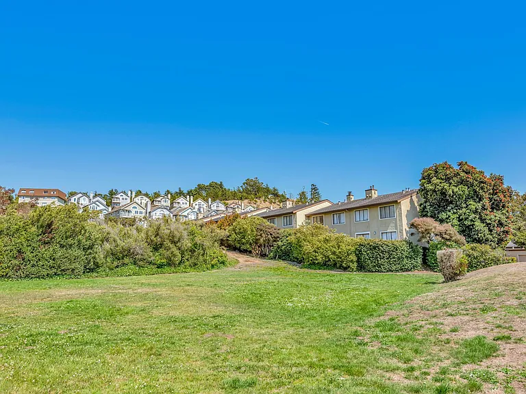 603 Stonegate Dr — Photo 24