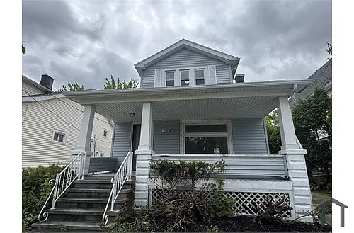 14308 Kingsford Ave Photo 1