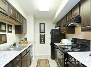 12945 Whittington Dr #880, Houston, TX 77077