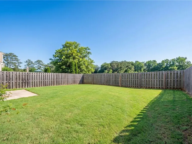 4920 Breezewood Cir — Photo 28