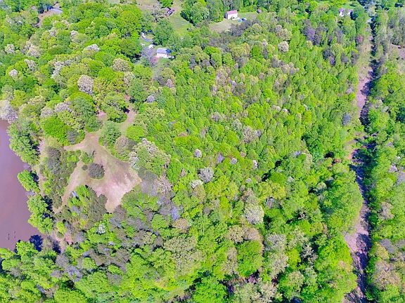 5th image of 314 Pinecrest Dr