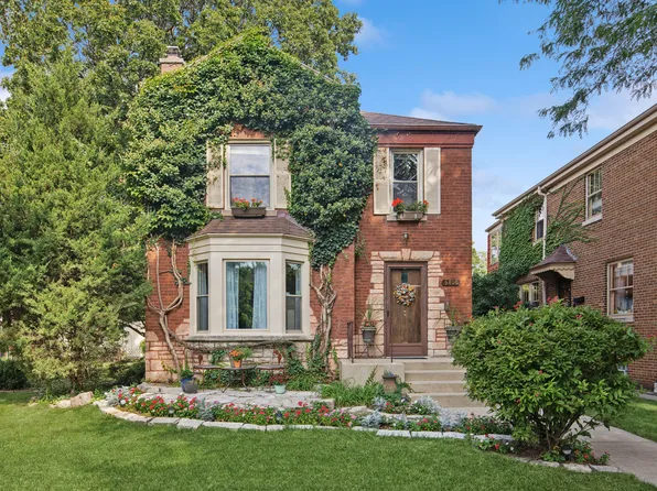 5810 N Kirby Ave, Chicago, IL 60646