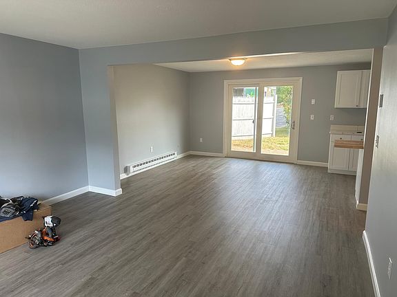 2nd image of 4 N Castle Way #A