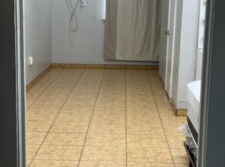 12090 Bartlett Ave #B, Adelanto, CA 92301