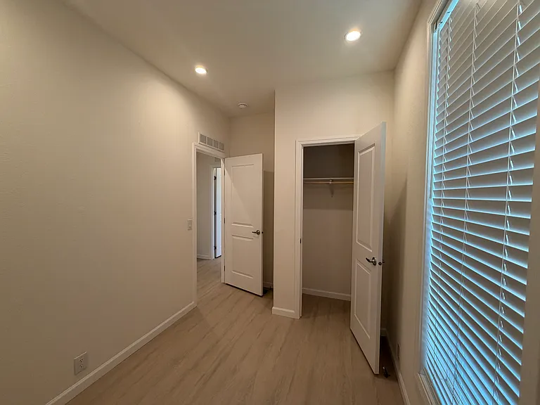 32092 Almaden Blvd — Photo 16