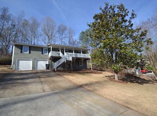 1717 Oak Woods Ct, Lawrenceville, GA