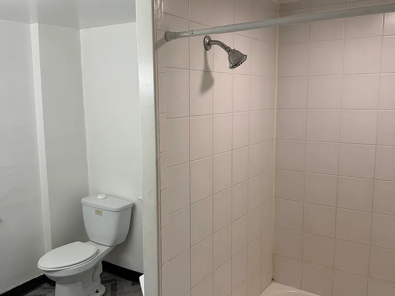 431 Noah Ave — Photo 5