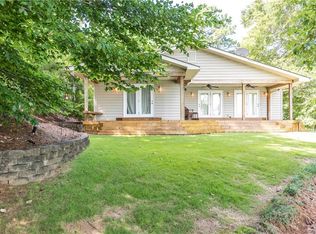 999 Lee Road 370, Valley, AL 36854