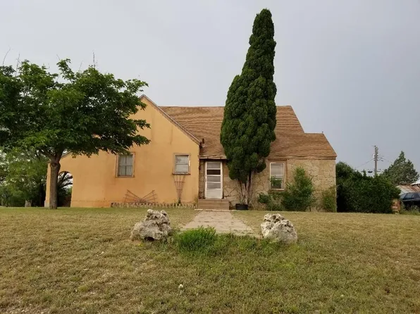 808 S Lancaster St, Big Spring, TX 79720