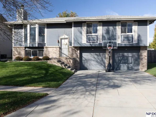 2141 SW 16th St, Lincoln, NE 68522