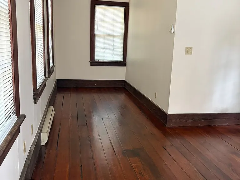 23500B River Rd — Photo 3