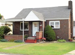 2215 Raymond Ave, Latrobe, PA 15650