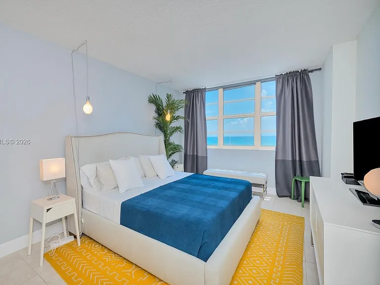 6917 Collins Ave #8815 — Photo 5