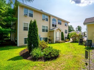 18 Smithwheel Rd APT 54, Old Orchard Beach, ME 04064