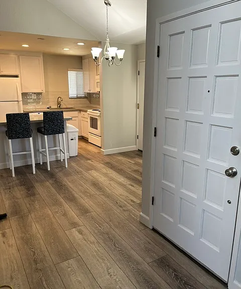 381 E Nees Ave #126 — Photo 3