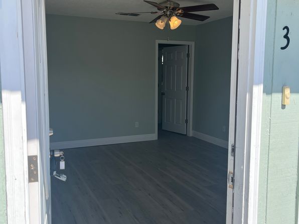 216 Oleander Dr #2