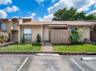 8016 SW 21st Ct, Davie, FL 33324