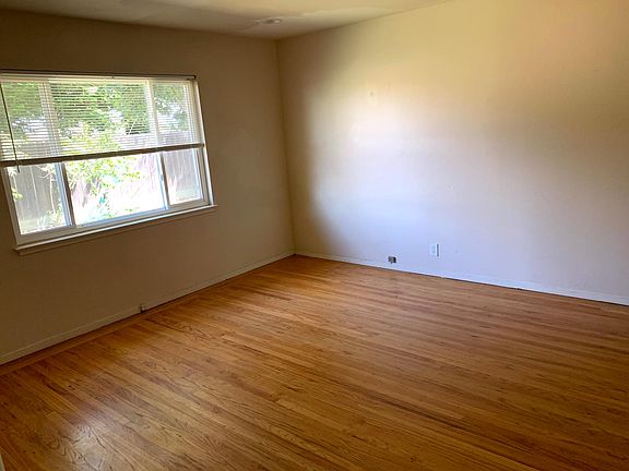 5th image of 1145 Jamestown Dr