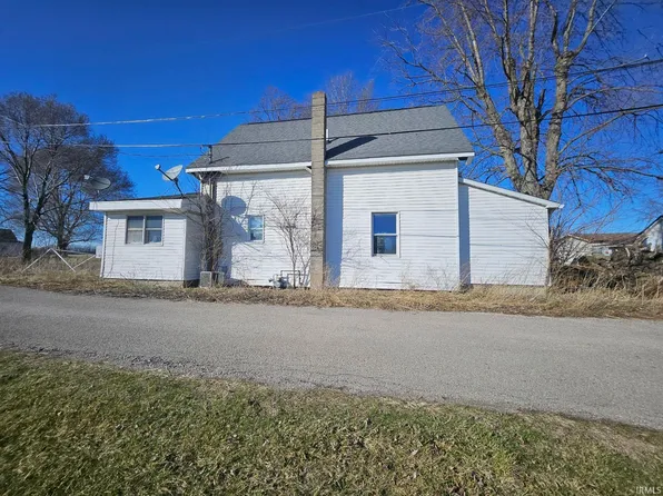 88 Scott St, Rochester, IN 46975
