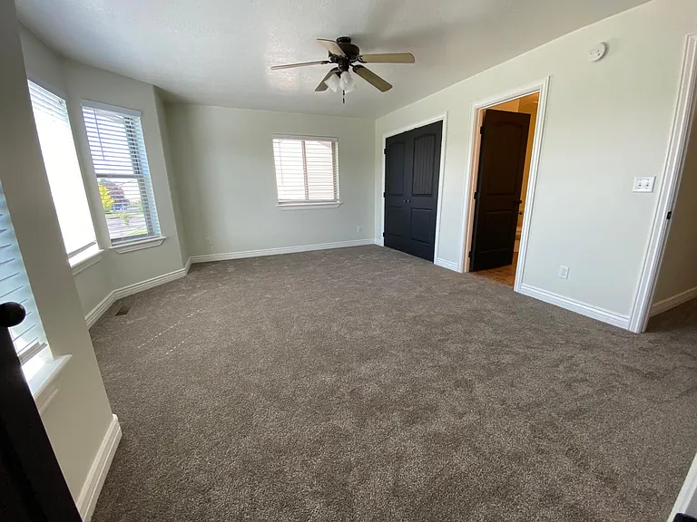 642 Trejo St — Photo 15