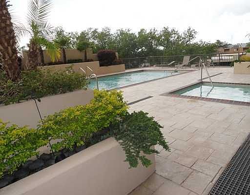 5th image of 232 Lake Marina Ave APT 8C