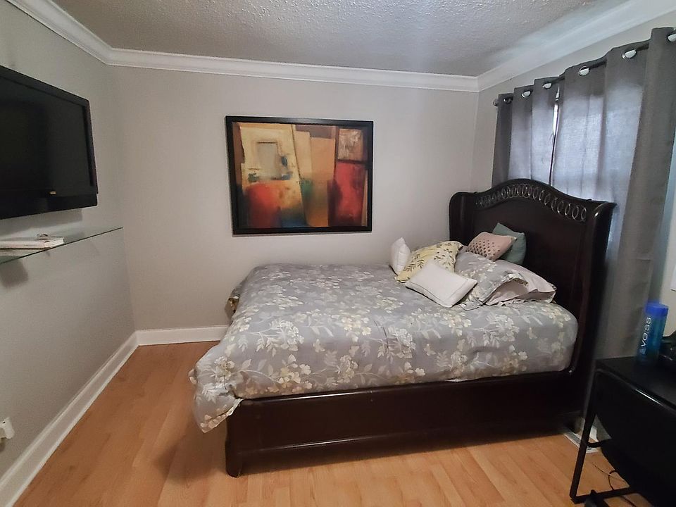1st image of 9444 Kelvin Ln APT 3215