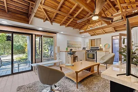 3835 Oak Glen Dr — Photo 17