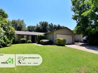 1945 Carleton St, Redding, CA 96002