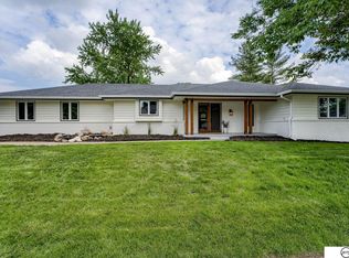 3913 N 207th St, Elkhorn, NE 68022