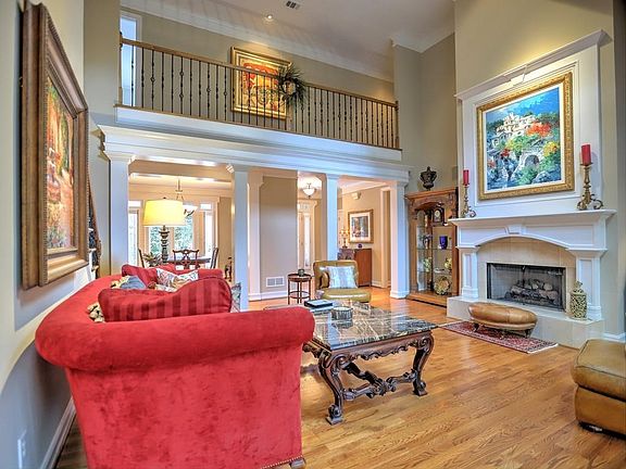 5th image of 3804 Berrybridge Way SE