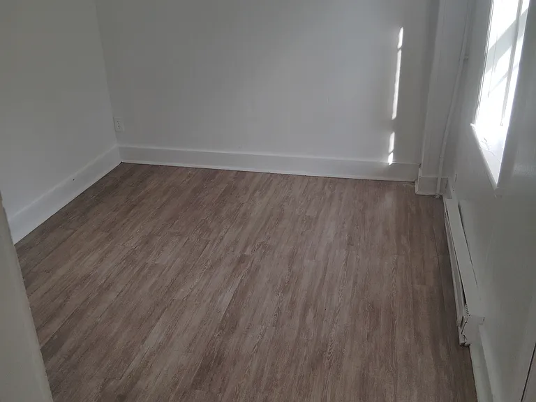 290 2nd Ave #1-B — Photo 10