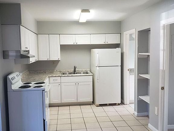 2nd image of 2231 Hanser Dr Unit 3