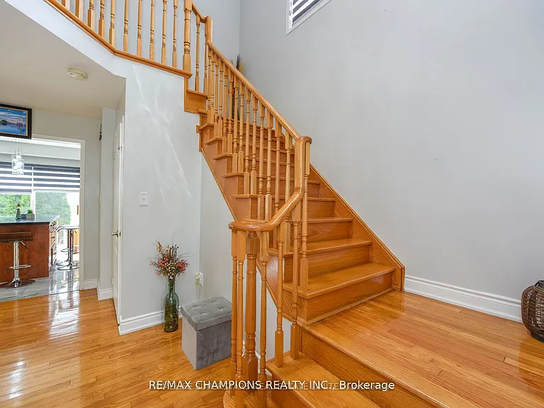 30 Feather Reed Way — Photo 8