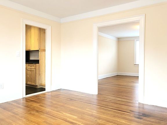 4th image of 6940 108th St APT 5G