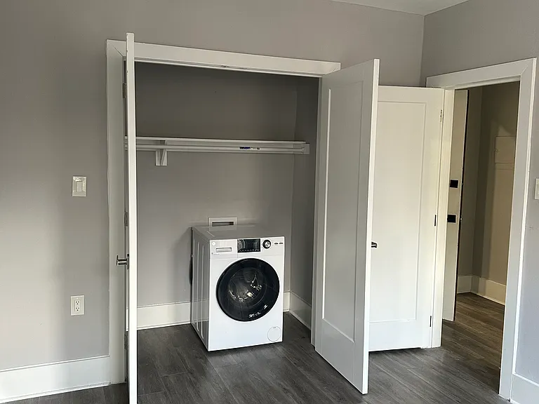 200-15 W Sedgwick St #102 — Photo 13