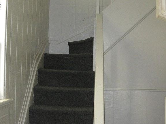 Stair to 2nd unit