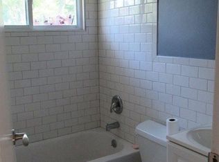 135 Dickinson Ave FLOOR 2, East Northport, NY 11731
