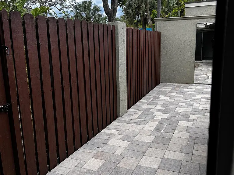 51 Meadows Dr — Photo 34