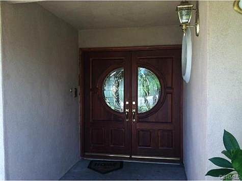5th image of 2033 E Vine Ave
