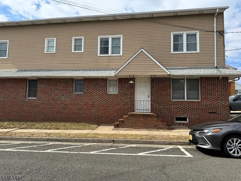700 W Camplain Rd #4 — Photo 1