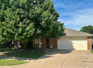 4821 Topaz Ln, Granbury, TX 76049