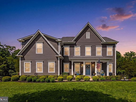 2nd image of 24886 Dahlia Manor Pl