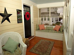 18 Elm St, Milton, MA 02186