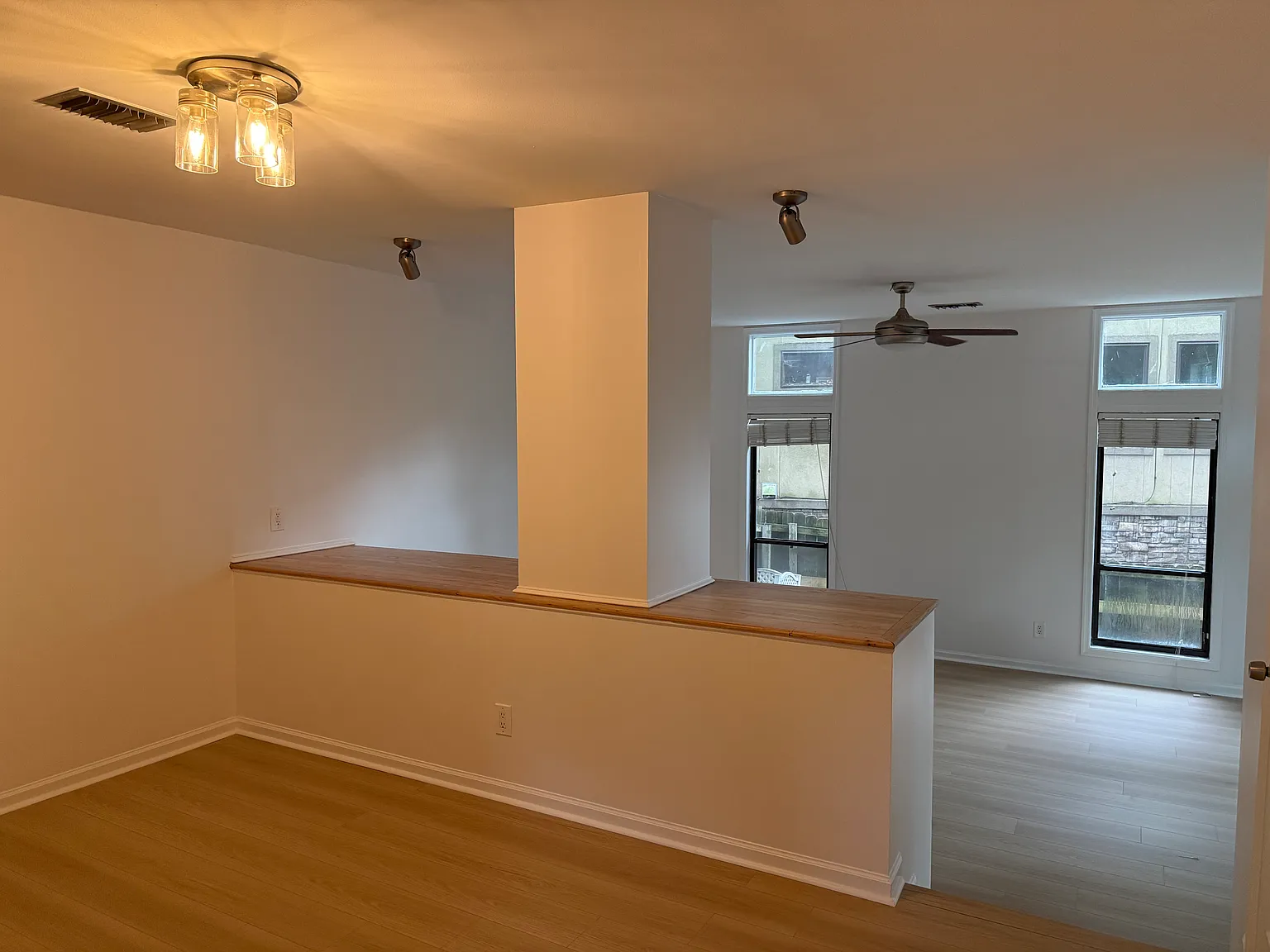 2 bed, 1.5 bath, 1236 sqft, $3,400 — Photo 2