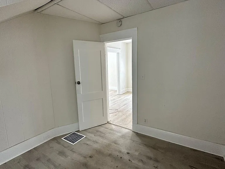 500 Greenwood Pl — Photo 10