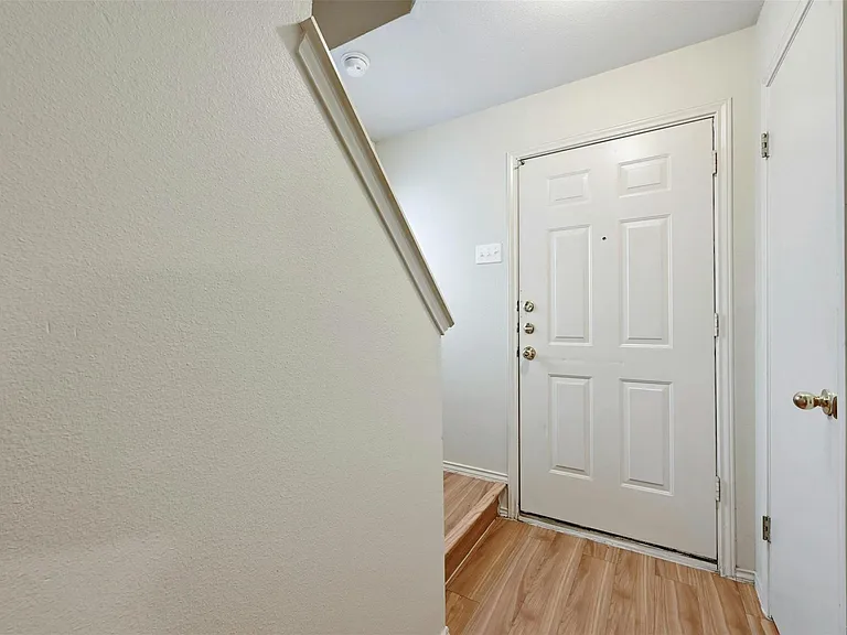 9602 Nightjar Dr #B — Photo 5