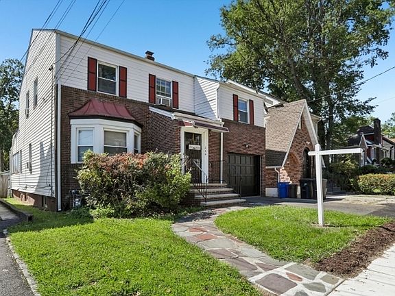2nd image of 244 Belleview Ter