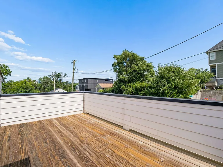 2225 Herman St — Photo 24