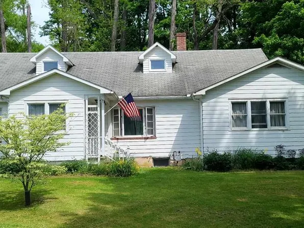 100 Joe West Rd, Middlebury Center, PA 16935