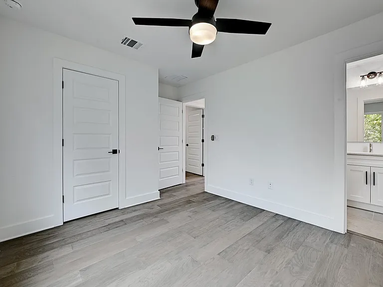 2308 Maxwell Ln #2 — Photo 8